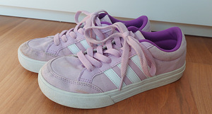 Кроссовки adidas s 34 (1 фото из 2)