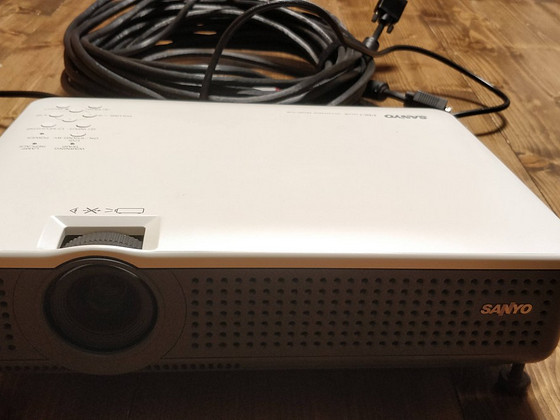 Проектор PLC-XU78