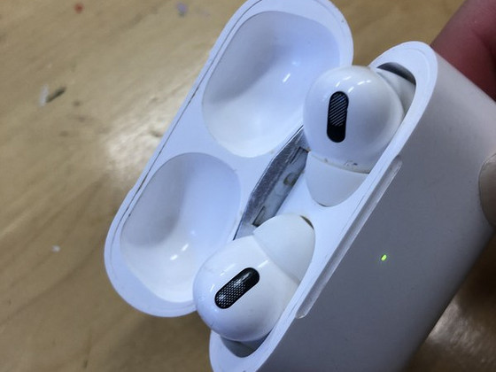 AirPods Pro