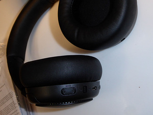 Bluetooth Kõrvaklapid Panasonic RB-M700B + karp + kaabel (6 foto / 6)