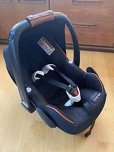 Maxi Cosi Pebble plus turvahäll (Rachel Zoe edition) (1 foto / 1)