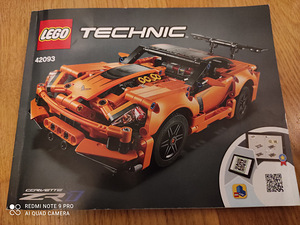 Лего Technic 42093 Chevrolet Corvette (3 фото из 3)