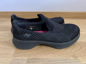 Skechers GoWalk tossud s.33,5 (2 foto / 2)