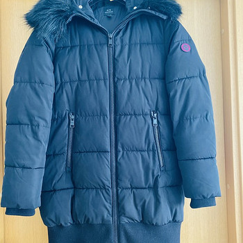 Продам женскую куртку Armani Exchange