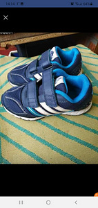 Кроссовки Adidas (1 фото из 1)