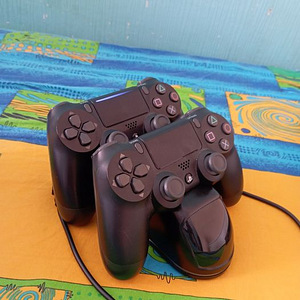 Müün Ps4 slim 500gb/Продаю Пс4 Слим 500гб (5 фото из 6)