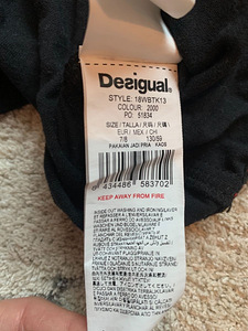 Desigual 122-128 (2 фото из 2)