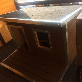 Soojustatud terrassiga koerakuut