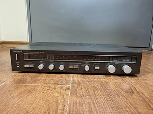 Technics SA-103 AM / FM стерео ресивер (1 фото из 3)
