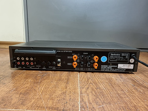 Technics SA-103 AM / FM стерео ресивер (3 фото из 3)
