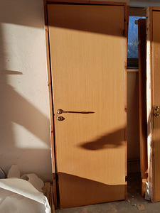 Siseuksed (1 foto / 1)