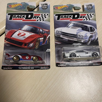 Hot wheels серия Track Day 2016 года