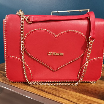 Продам женскую сумку Love Moschito