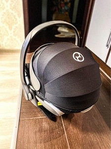 Cybex Cloud Z i-size turvahäll (1 foto / 1)