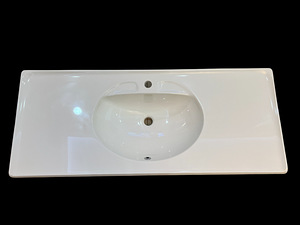 Новые раковины Tvättställ basin 120x48,5x10cm (2 фото из 3)