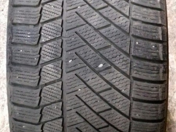 275/40 R21 Континенталь