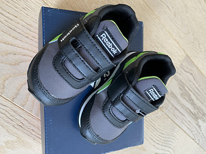 Новые кроссовки Reebok, 20 (2 фото из 3)