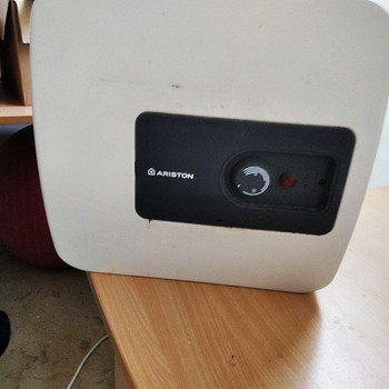 Бойлер ARISTON SG 10 UR. 10л