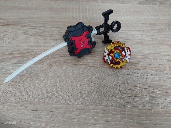 Beyblade b-100