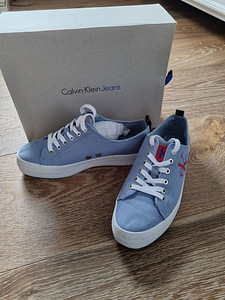 Calvin klein tennised (2 foto / 6)