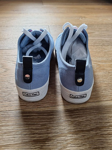Calvin klein tennised (6 foto / 6)