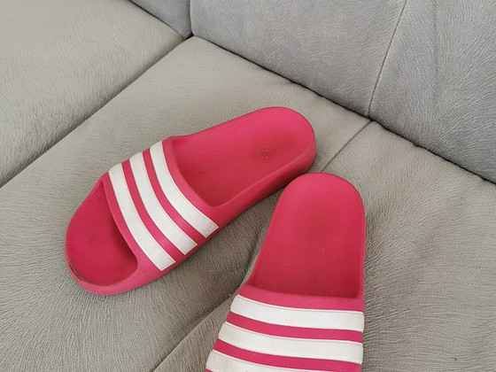 Шлепанцы Adidas для девочек