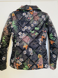 Легкая куртка XS (2 фото из 2)