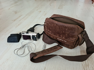 OLYMPUS PEN E-P1 (3 foto / 7)
