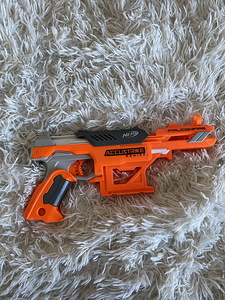 Продам Nerf Accustrike (1 фото из 1)
