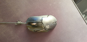 Logitech g502 (1 foto / 3)