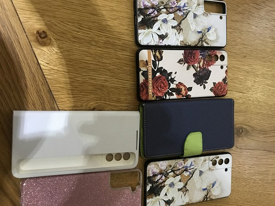 Продам чехлы для Samsung s21+