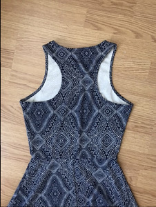 2* väga korraliku HM kleiti s.36 (3 foto / 3)