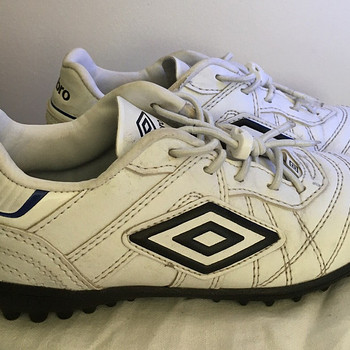 Кроссовки (umbro), р-р 29-30