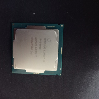 Продам процессор i5 - 9400f