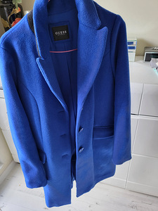GUESS MANTEL S (SMART БЕСПЛАТНО) (2 фото из 4)