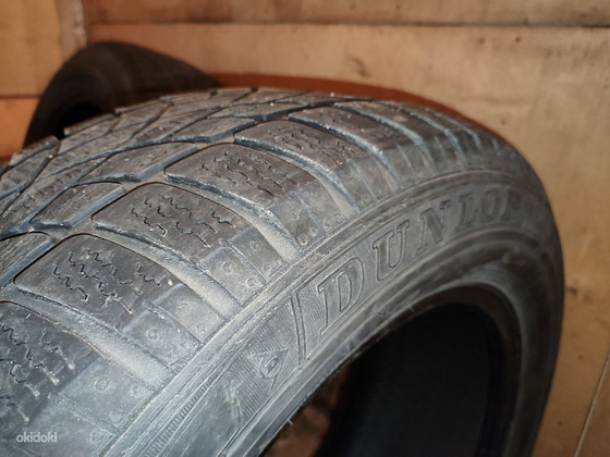 235/55/17 Шины Dunlop 2 шт.