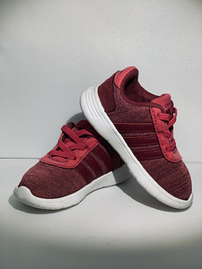 Кроссовки adidas, размер 23 (1 фото из 3)