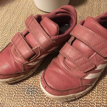 Adidas tossud nr 28