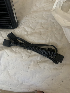 Corsair H115i 280mm Extreme Perfomance (2 foto / 7)