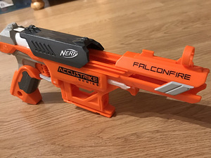 Nerf (1 foto / 3)