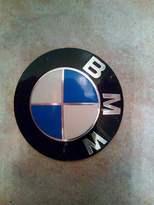 Эмблема BMW (1 фото из 4)