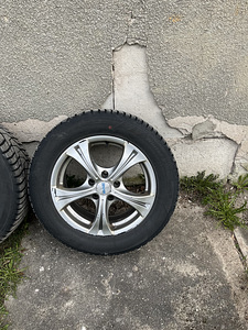 Hankook naelrehvid koos velgedega (2 foto / 3)