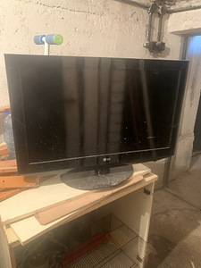 Продам TV (1 фото из 3)