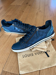 Louis Vuitton 42 размер (2 фото из 3)