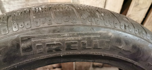 Pirelli 245/45/19 (2 фото из 3)