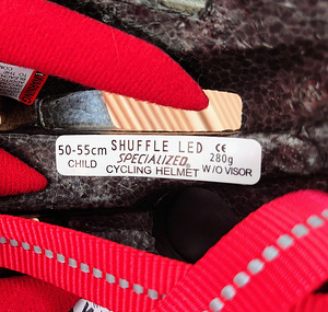 Детский велосипедный шлем Specialized Shuffle Led! (3 фото из 3)