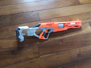 Nerf alpha hawk mängu püss (2 foto / 2)