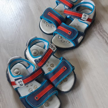 Сандалии chicco s27 и 28