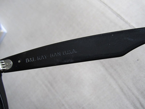 RAY-BAN. Wayfarer. b&l .USA. (3 foto / 3)
