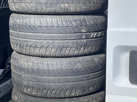 BF Goodrich g-Grip 245/45 R17 99Y XL